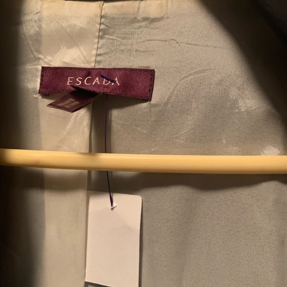 Escada Black Wool Blazer - Picture 5 of 8